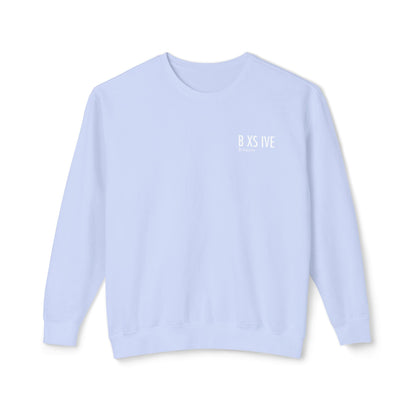 Classic Unisex Lightweight Crewneck Sweatshirt - Casual Cozy Style for Everyday Wear