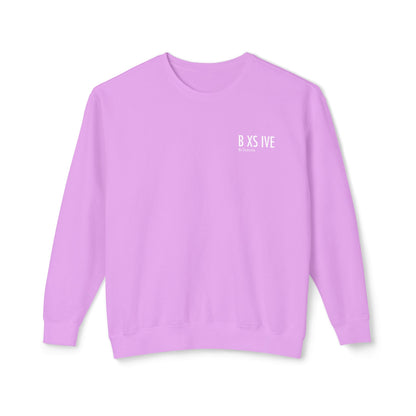 Classic Unisex Lightweight Crewneck Sweatshirt - Casual Cozy Style for Everyday Wear