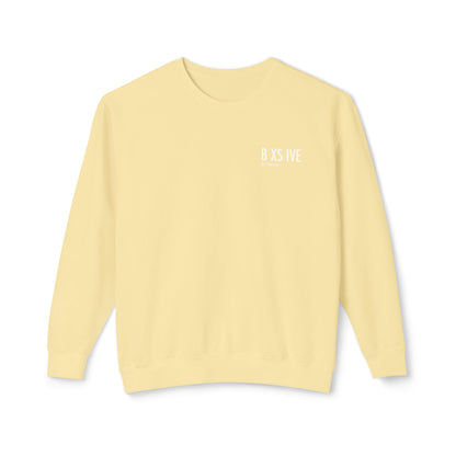 Classic Unisex Lightweight Crewneck Sweatshirt - Casual Cozy Style for Everyday Wear